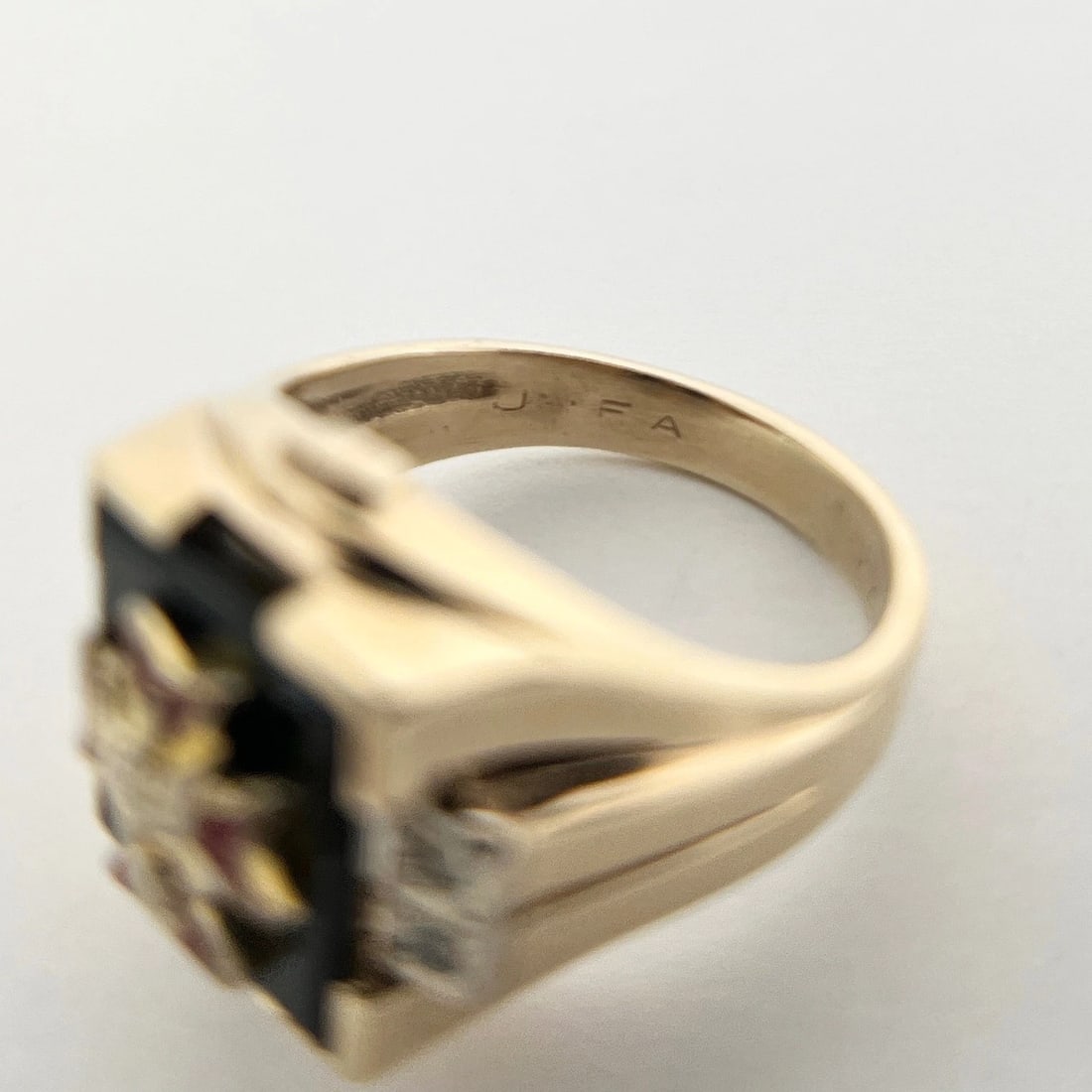 Vintage 1950's Knights of Columbus Black Onyx Ring 10K Yellow Gold, 10.13 Grams - 9
