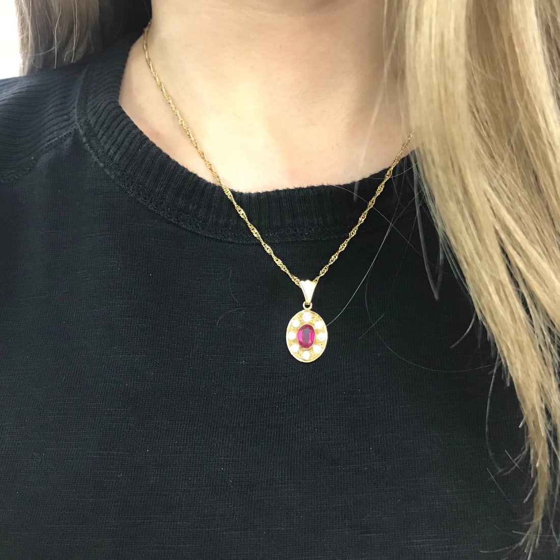 Vintage Oval Simulated Ruby CZ Halo Pendant Necklace 18K Yellow Gold, 5.47 Grams - 5