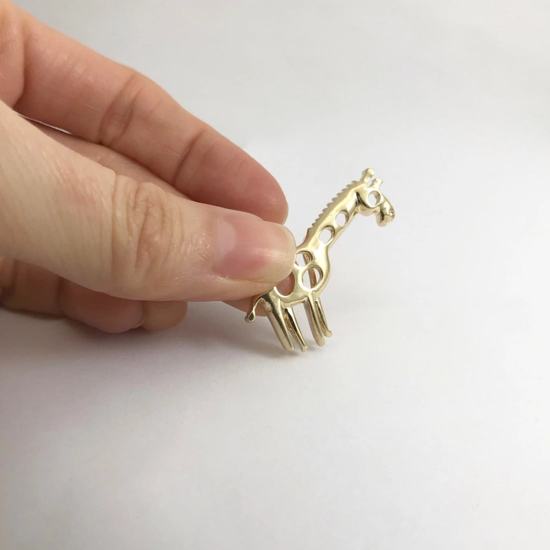 Vintage Giraffe Animal Necklace Pendant 12K Yellow Gold, 3.77 Grams - 3