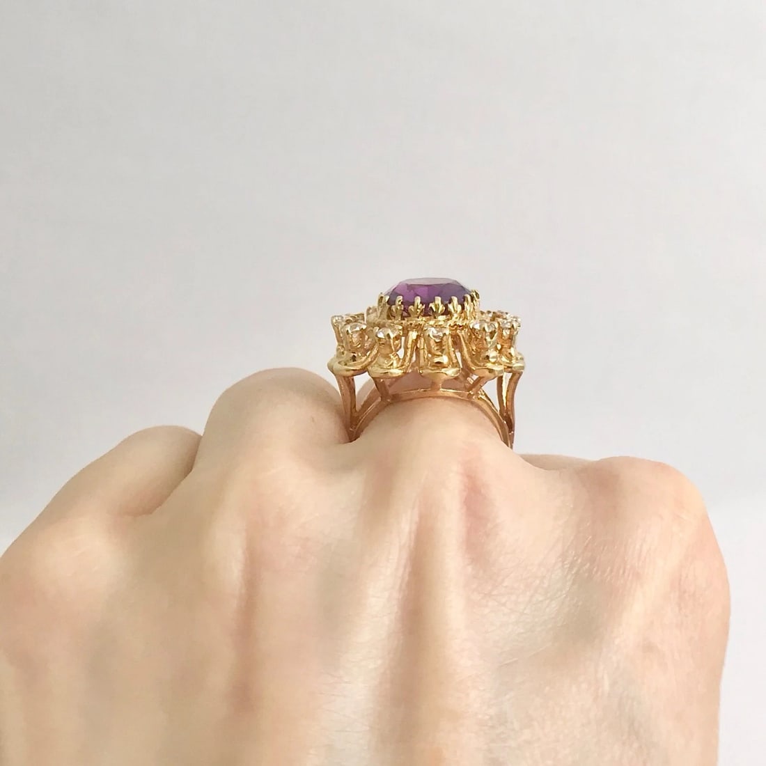 Vintage 1960's Oval Purple Gemstone CZ Cocktail Ring 18K Yellow Gold, 13.41 Gram - 6