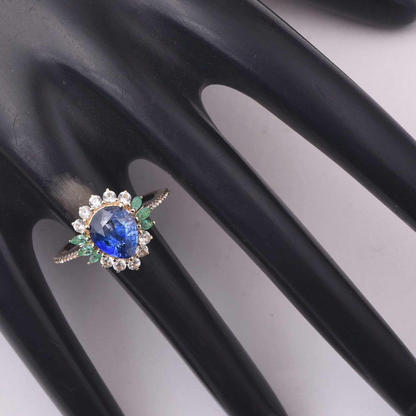 2.76 Ct Pear Sapphire 9K Gold Ring - 2