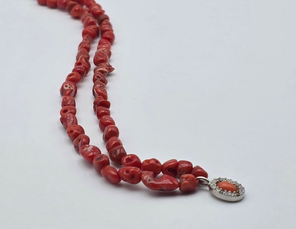 Natural red coral necklace with silver coral pendant and 925 silver clasp - 3