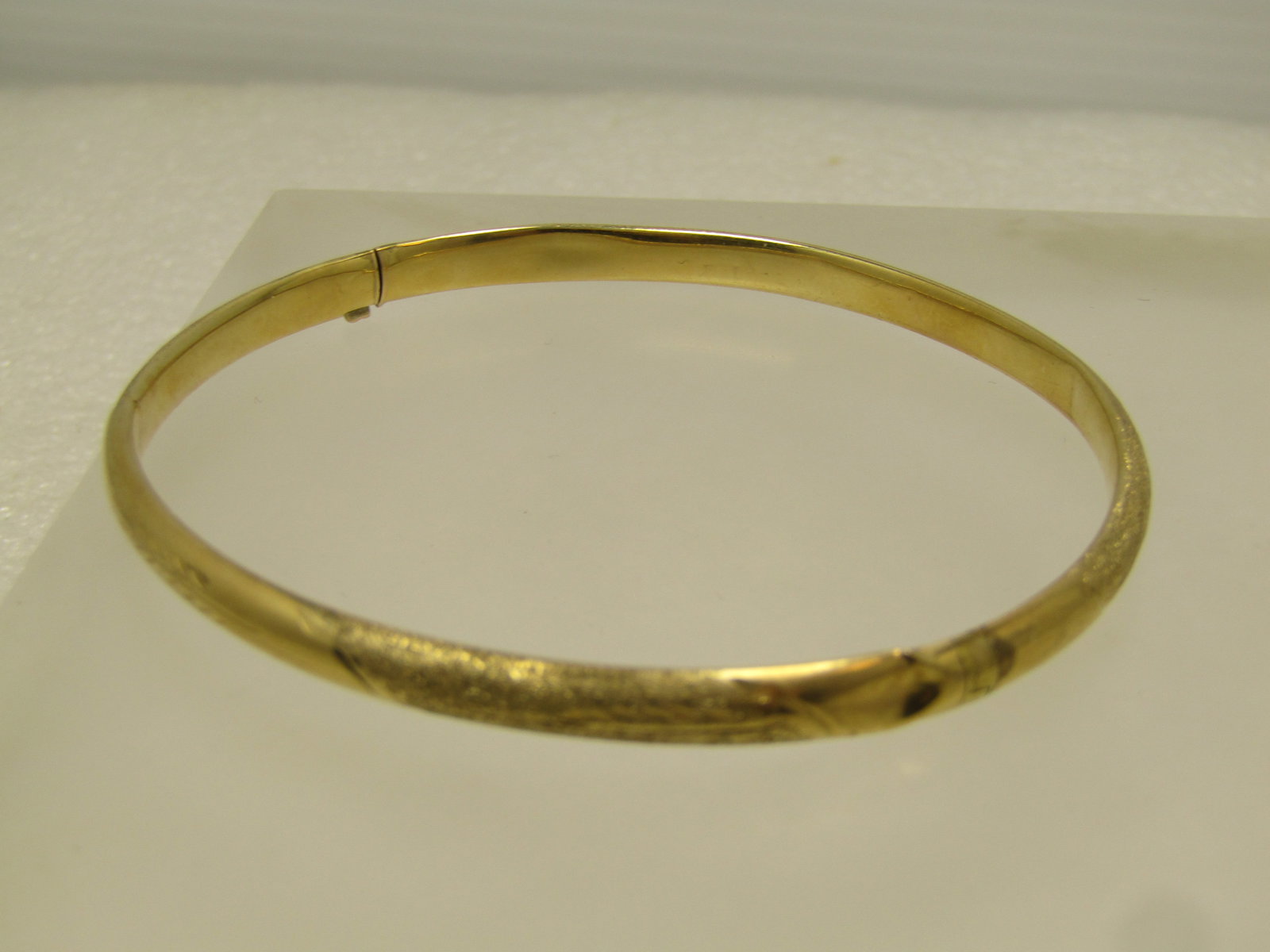Vintage 10kt Hinged Bangle Bracelet, 7.5" 1940's-1950's - 5