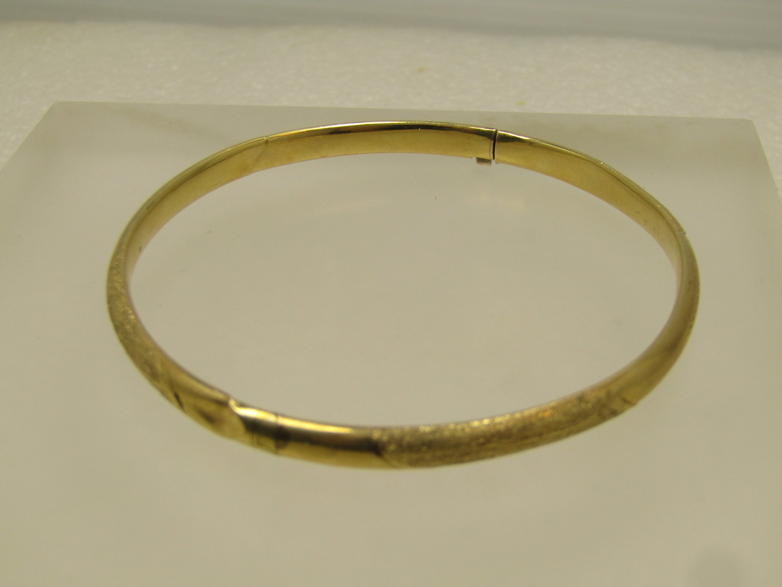 Vintage 10kt Hinged Bangle Bracelet, 7.5" 1940's-1950's - 8