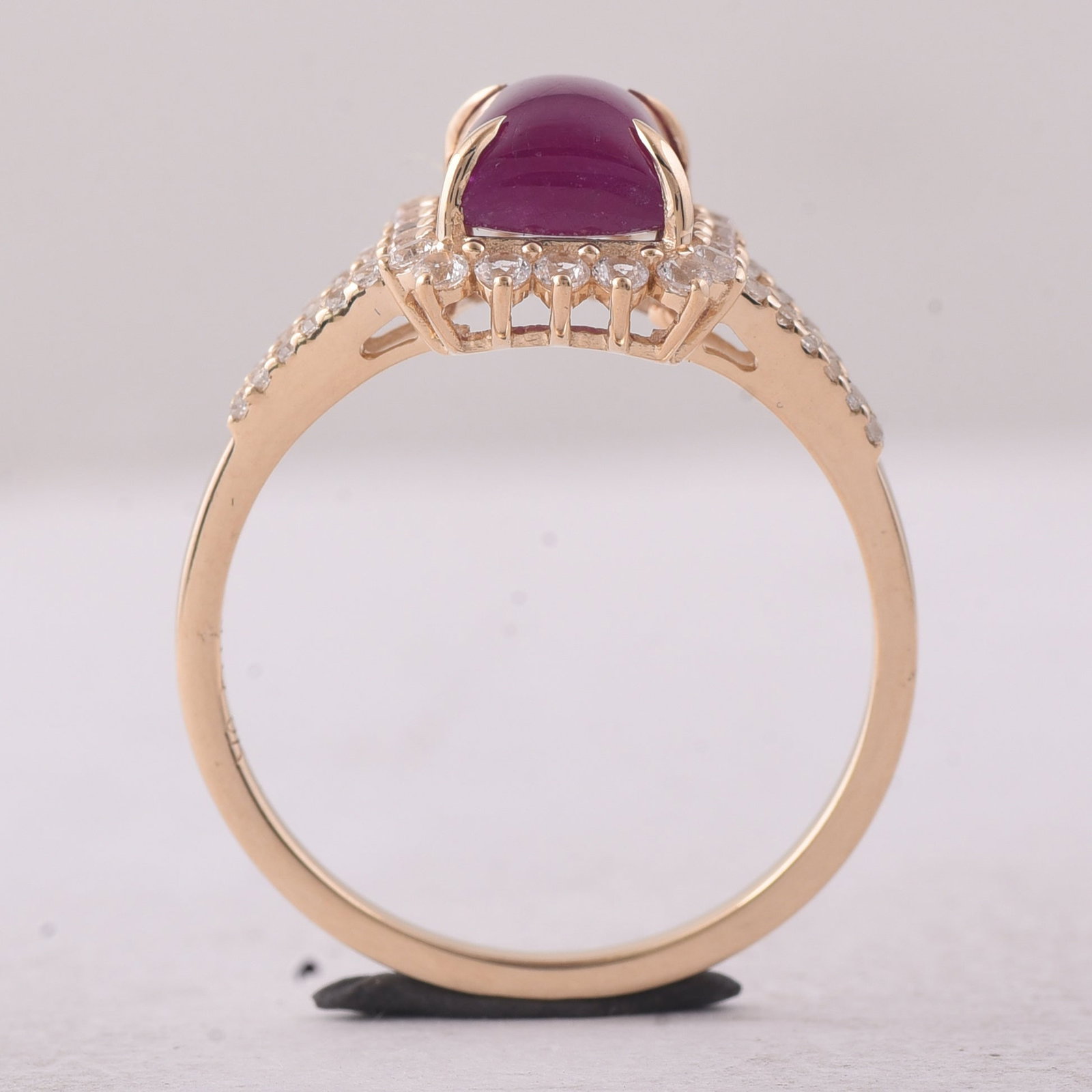 3.10 Ct Octagon Ruby 9K Gold Ring - 4
