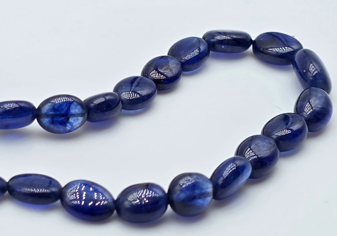 Massive natural sapphire necklace with 18kt (750) yellow gold clasp - 4