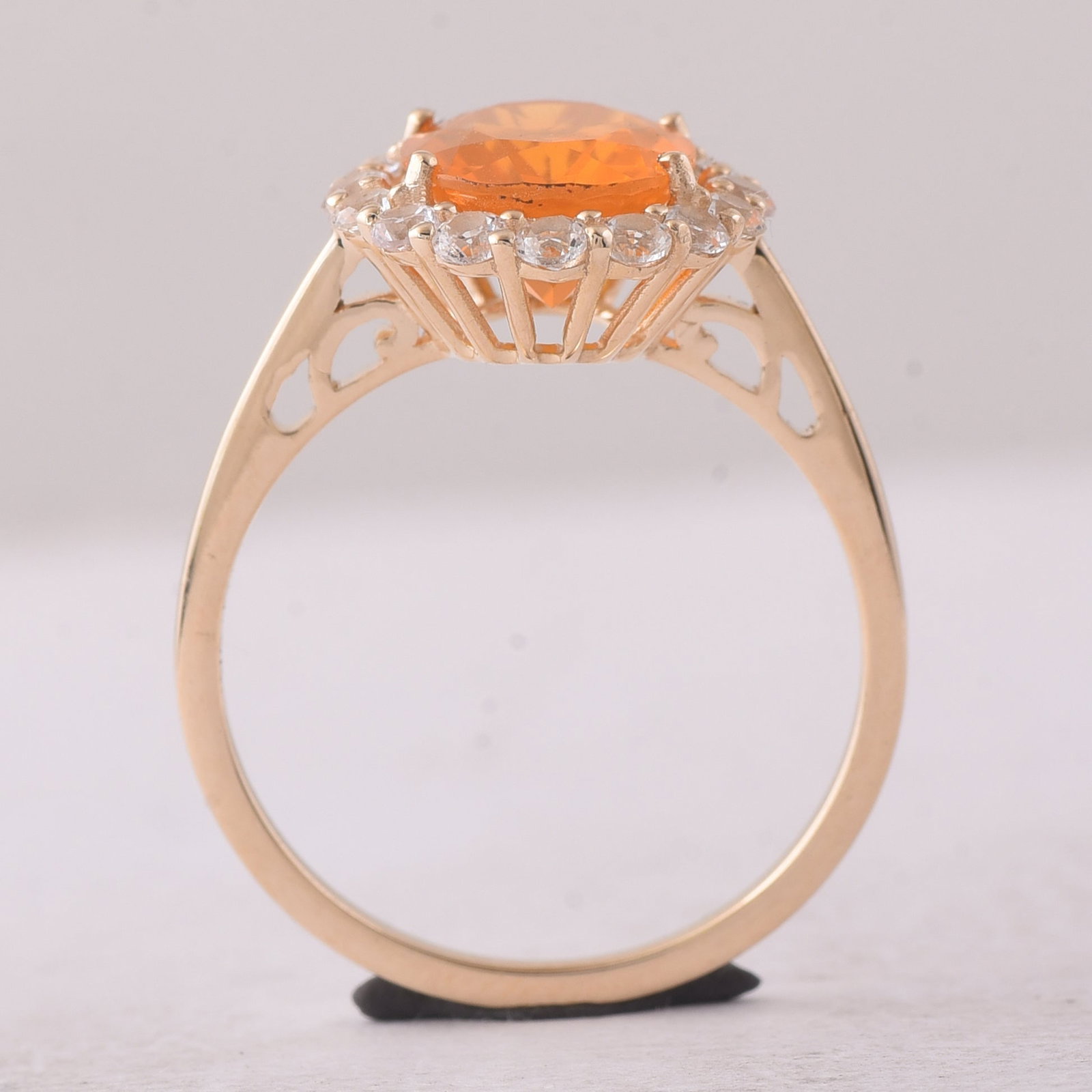 2.39 Ct Oval Fire Opal 9K Gold Ring - 4