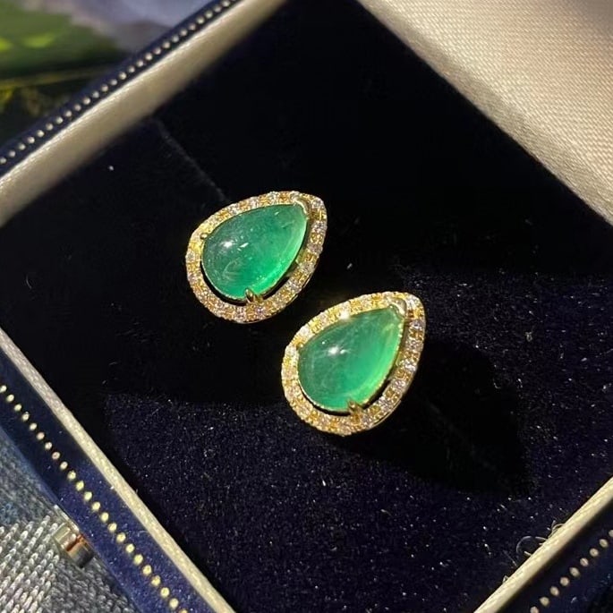 14K GOLD 3.51 CTW VIVID GREEN NATURAL EMERALD & DIAMOND EARRINGS (1 of 5)