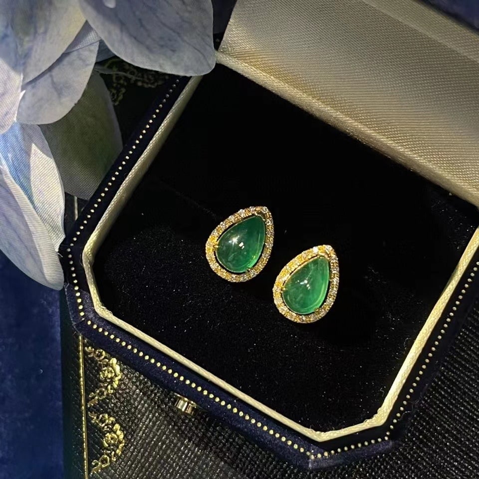 14K GOLD 3.51 CTW VIVID GREEN NATURAL EMERALD & DIAMOND EARRINGS - 2