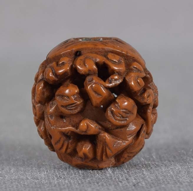 19c OJIME netsuke slide SCHOLARS in clouds (1 of 4)