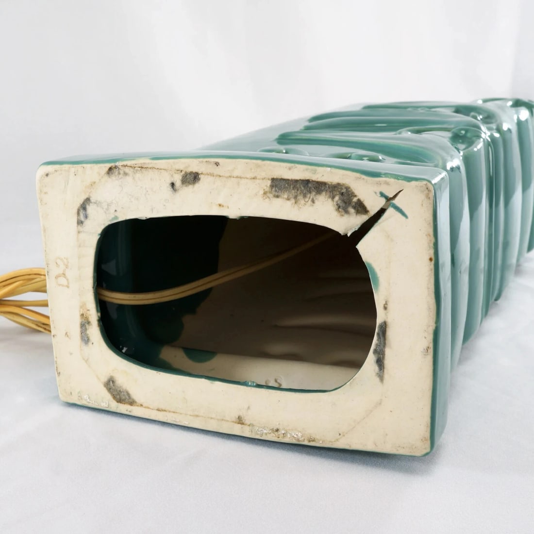 Art Deco/Hollywood Regency Celadon Lamp - 9