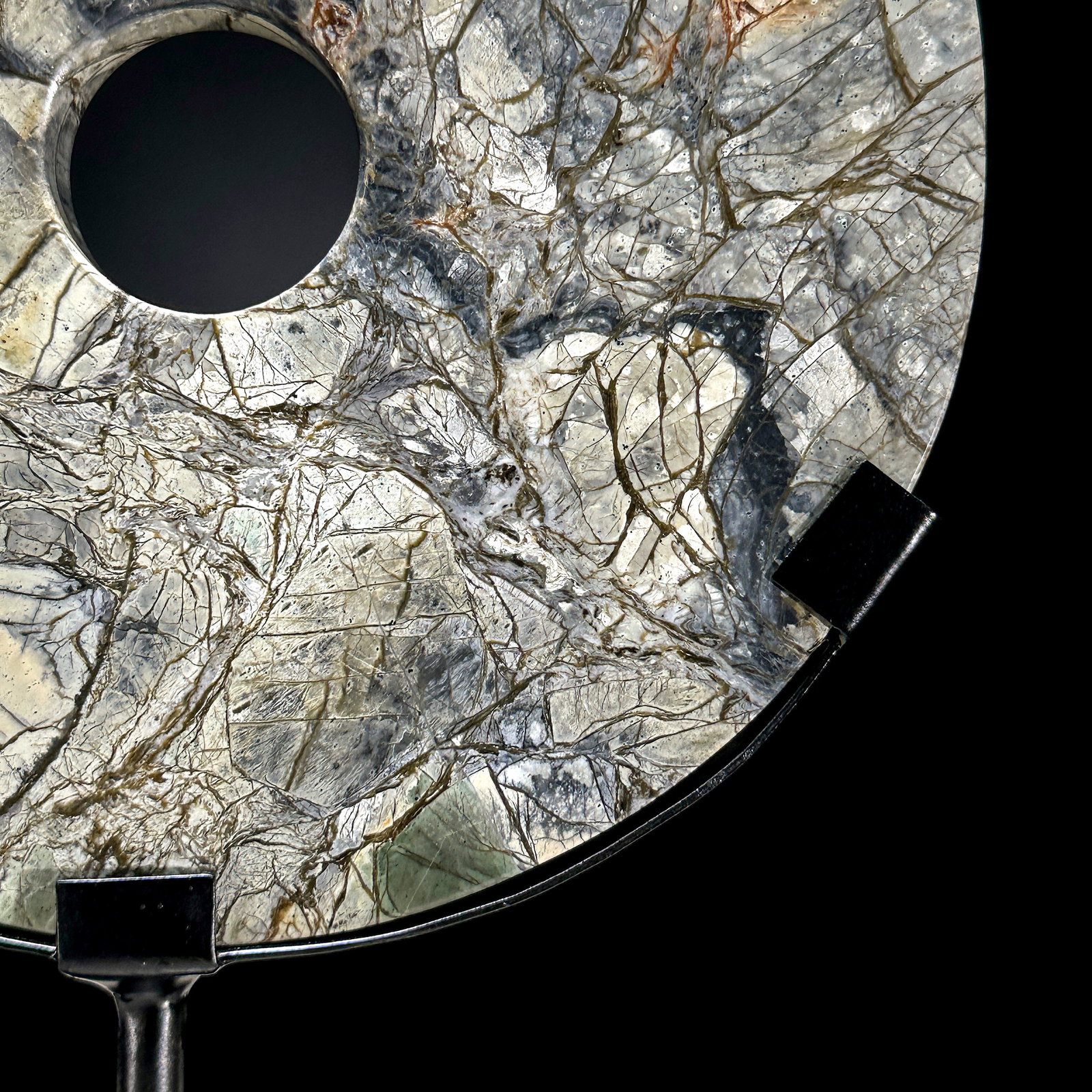 Stunning Onyx Disc on a custom stand - 6