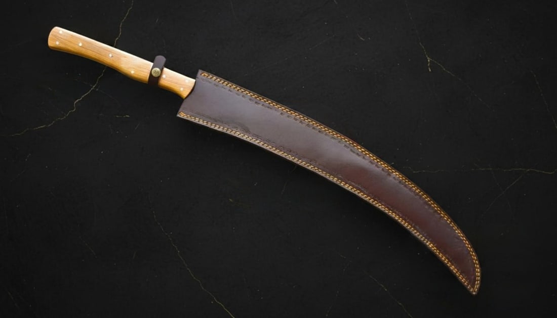 Battle Ready D2 Tool Steel Sword, Hand Forged 33" Curved Blade & Rosewood Grip - 5