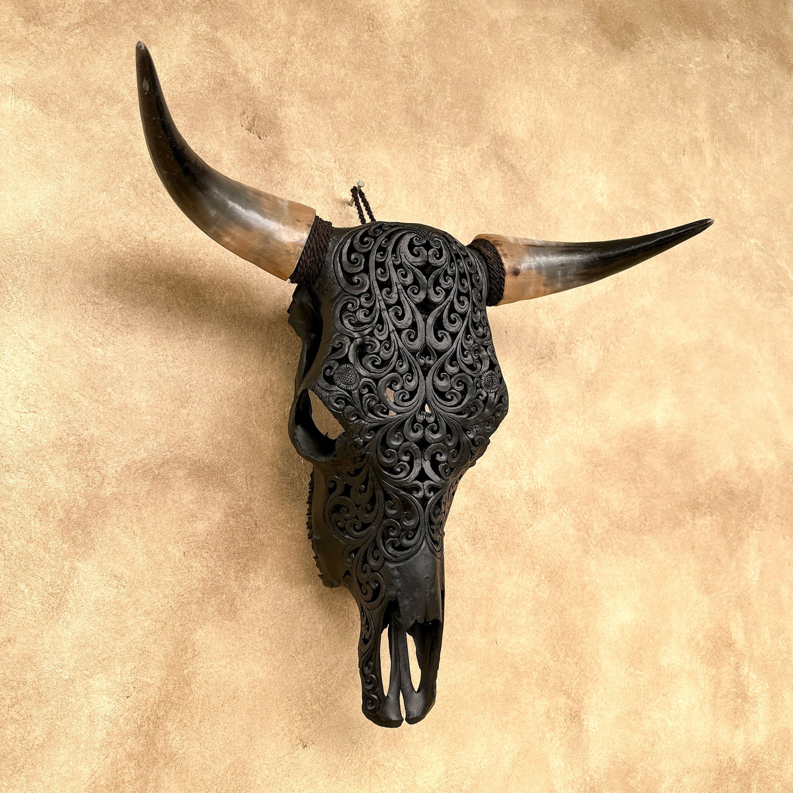 Black bull's skull - Traditional Balinese motif - 7