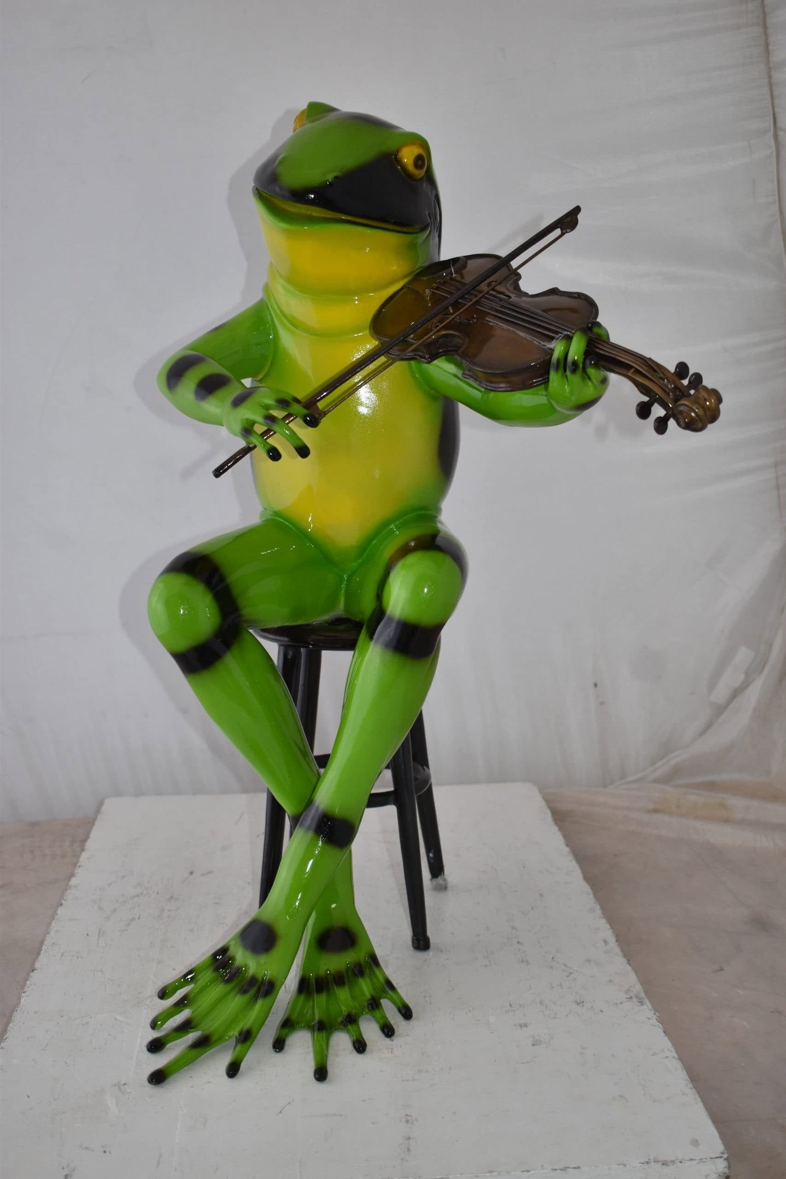 Musical Green Frog Bronze Statue - Playing Violin Sculpture - Perfect for Home or Office, 20"L x - 4