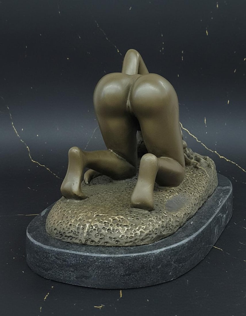 Signed John Koch Bronze Sculpture of a Nude Woman, Art Figurine on Marble Base - 3