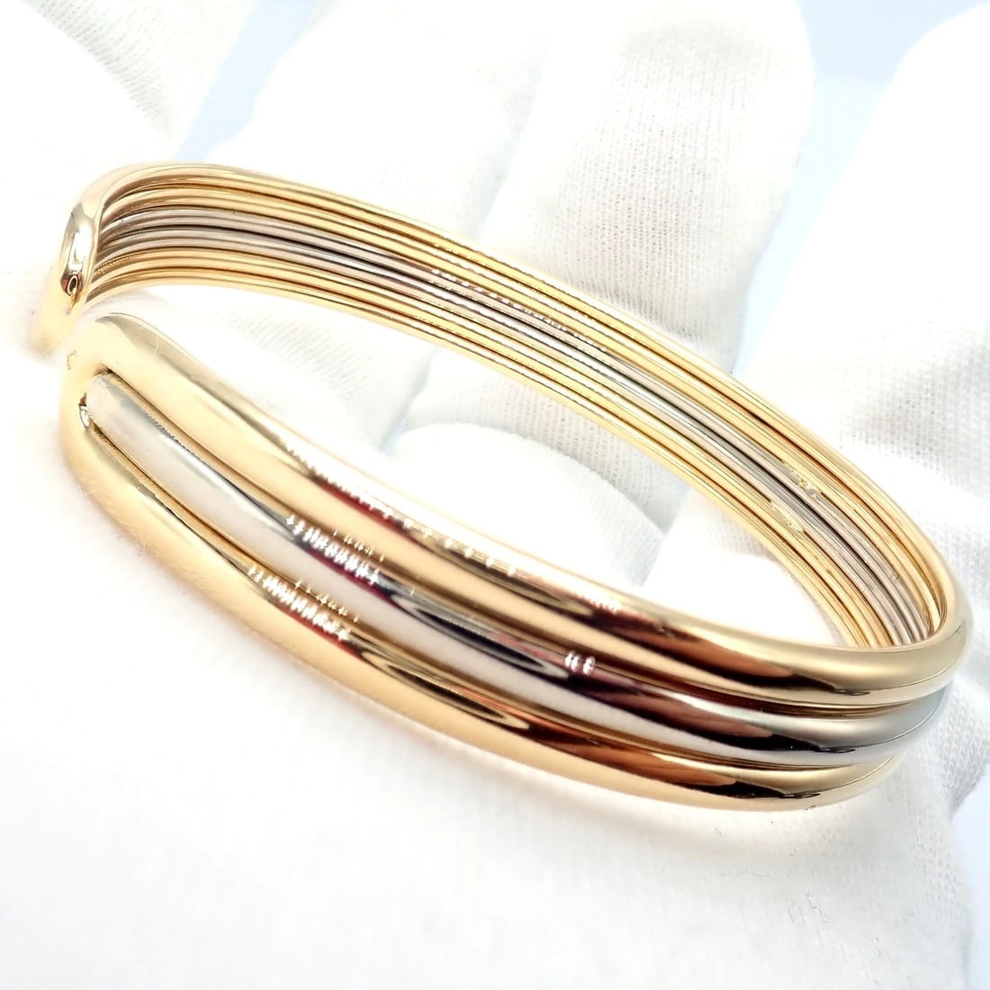 Authentic! Van Cleef & Arpels 18k Yellow & White Gold Bangle Cuff Bracelet - 9