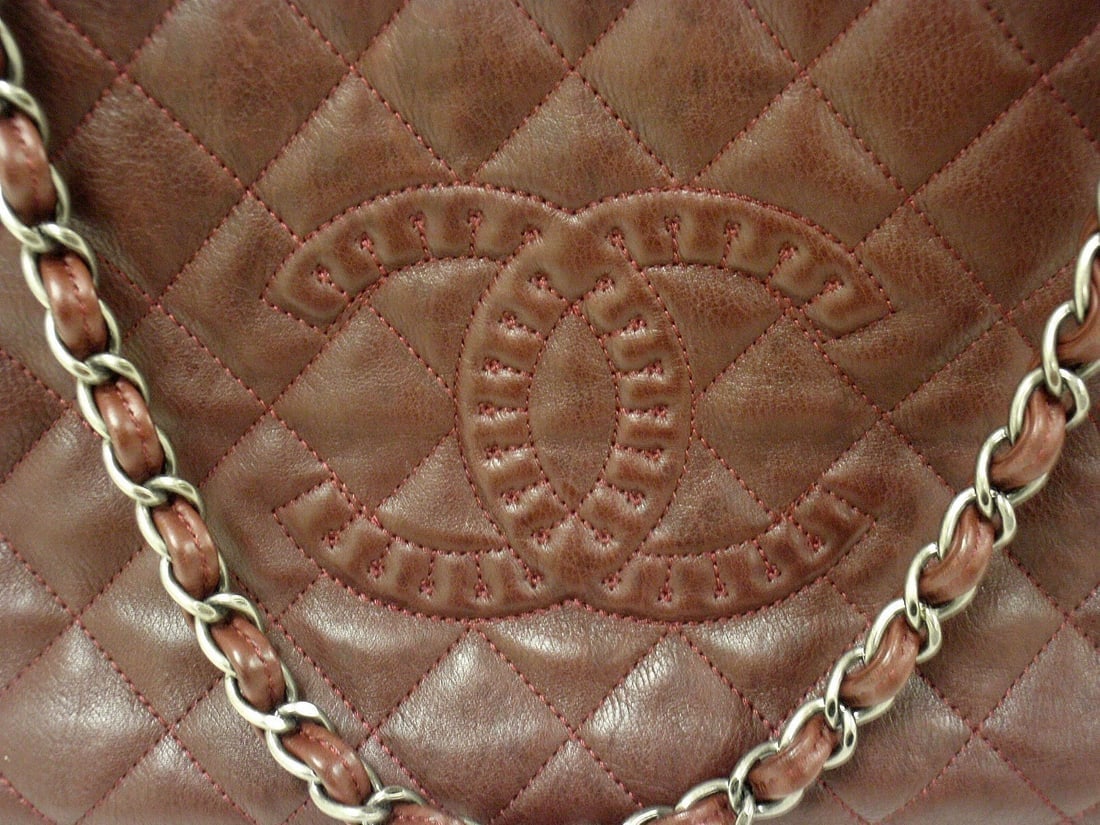 AUTHENTIC 2012 CHANEL ISTANBUL SOFT CAVIAR TOTE BURGUNDY LEATHER HANDBAG - 3