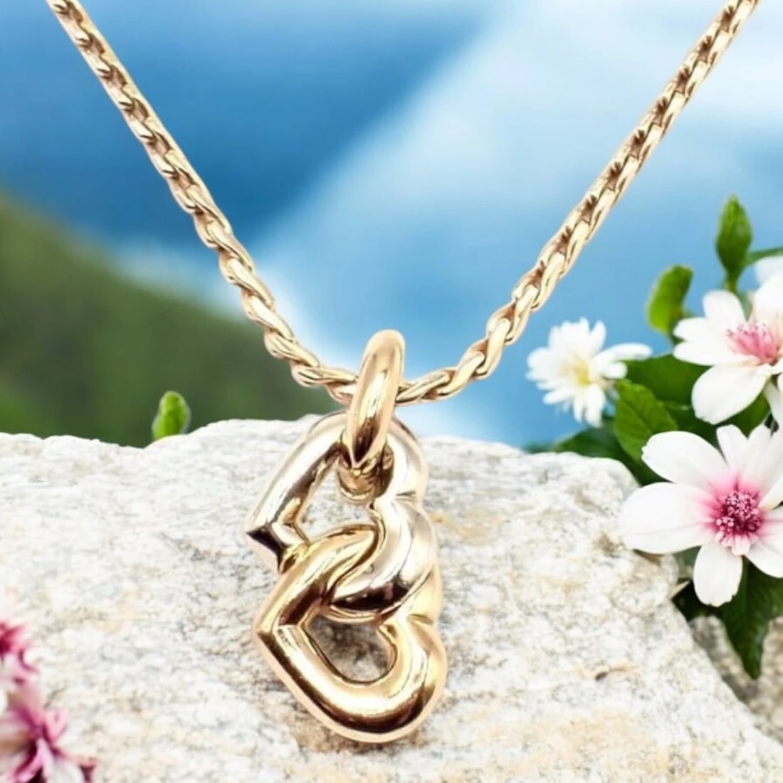 Authentic! Cartier 18k Yellow White Gold Double Heart Pendant Chain Necklace - 2