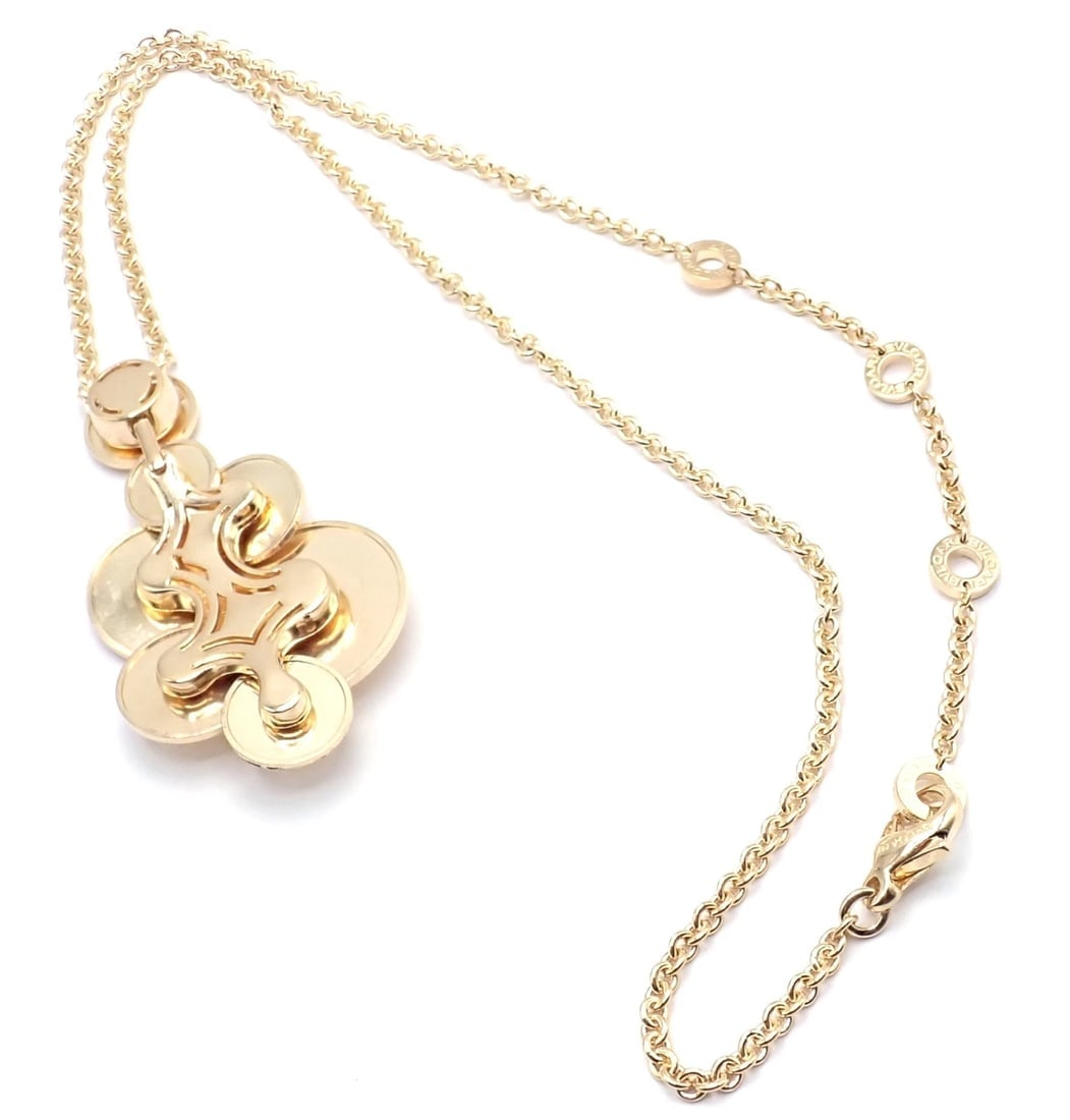 Authentic! Bulgari Bvlgari Cicladi 18k Yellow Gold Large Pendant Link Necklace - 10