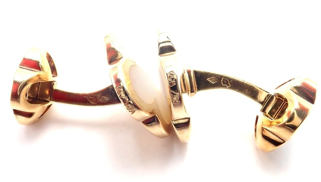 Van Cleef & Arpels 18k Yellow Gold Pure Alhambra Mother Of Pearl Cufflinks Cert. - 7