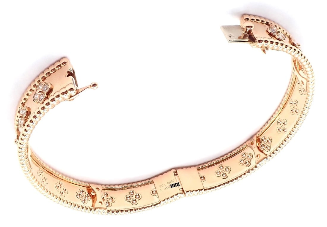Authentic! Van Cleef & Arpels 18k Rose Gold Diamond Clovers Bangle Bracelet - 7