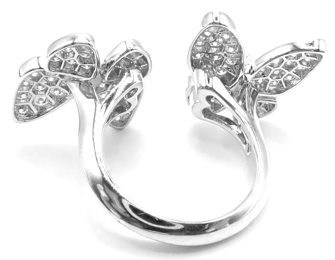 Van Cleef & Arpels 18k White Gold Diamond Two Butterfly Between Finger Ring - 3