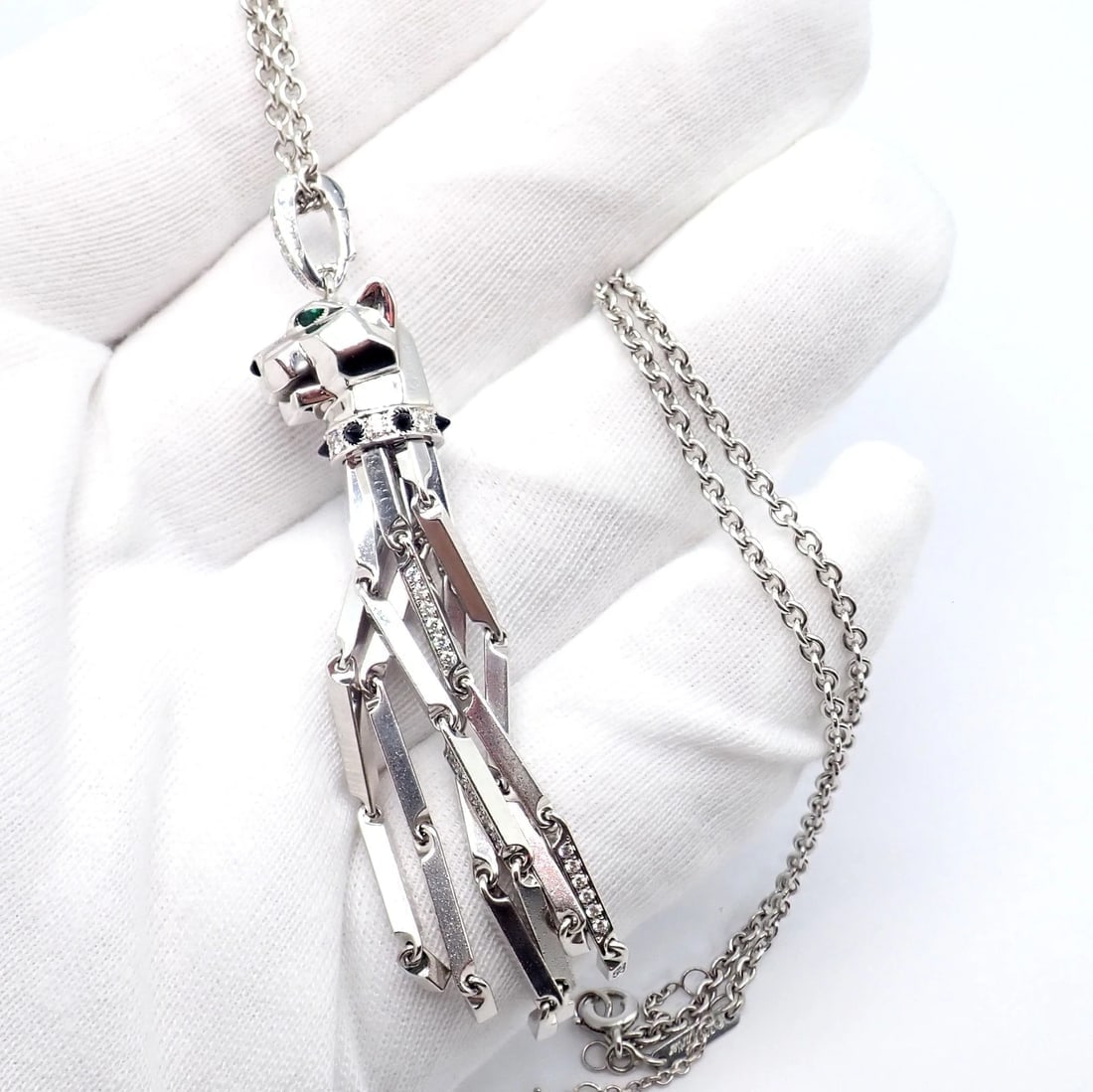 Panthere de Cartier Panther 18k White Gold Diamond Emerald Onyx Pendant Necklace - 10