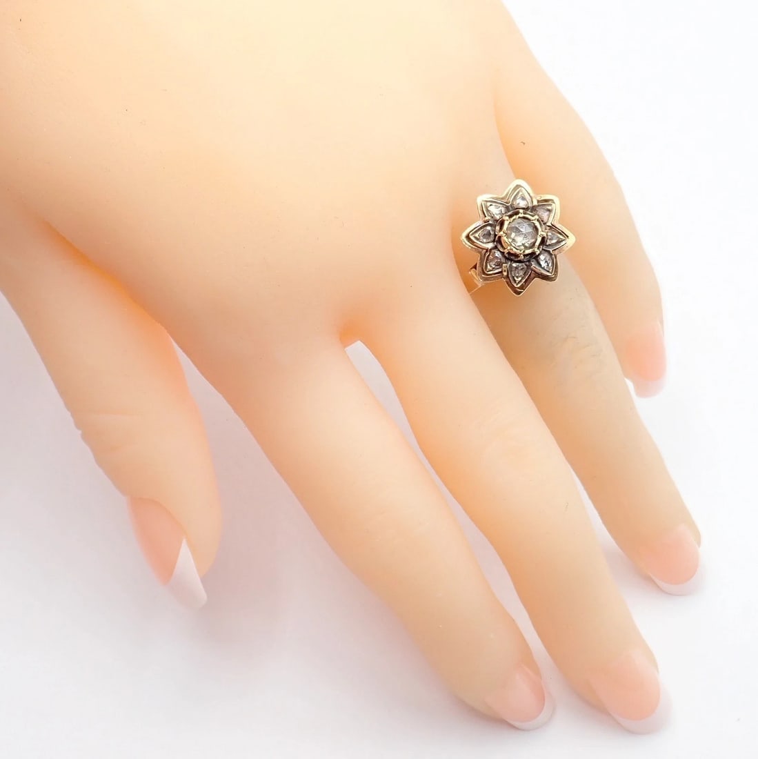 Vintage! Karl Faberge 18k Yellow Gold Rose Cut Diamond Flower Ring - 4