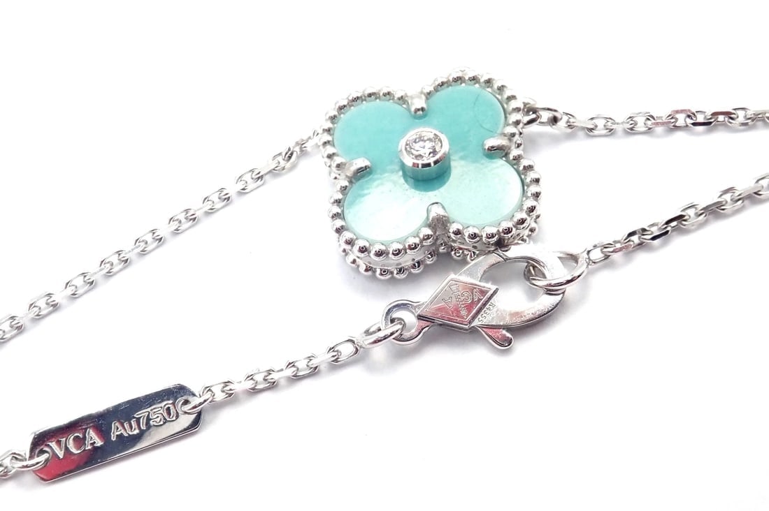 Van Cleef &Arpels Celadon Sèvres Porcelain Diamond 18k Vintage Alhambra Necklace - 9