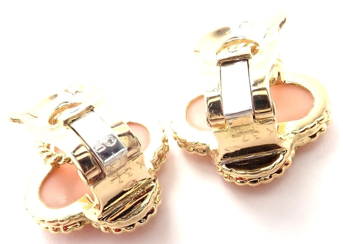 Van Cleef & Arpels Vintage Alhambra 18k Yellow Gold Coral Earrings Paper - 5