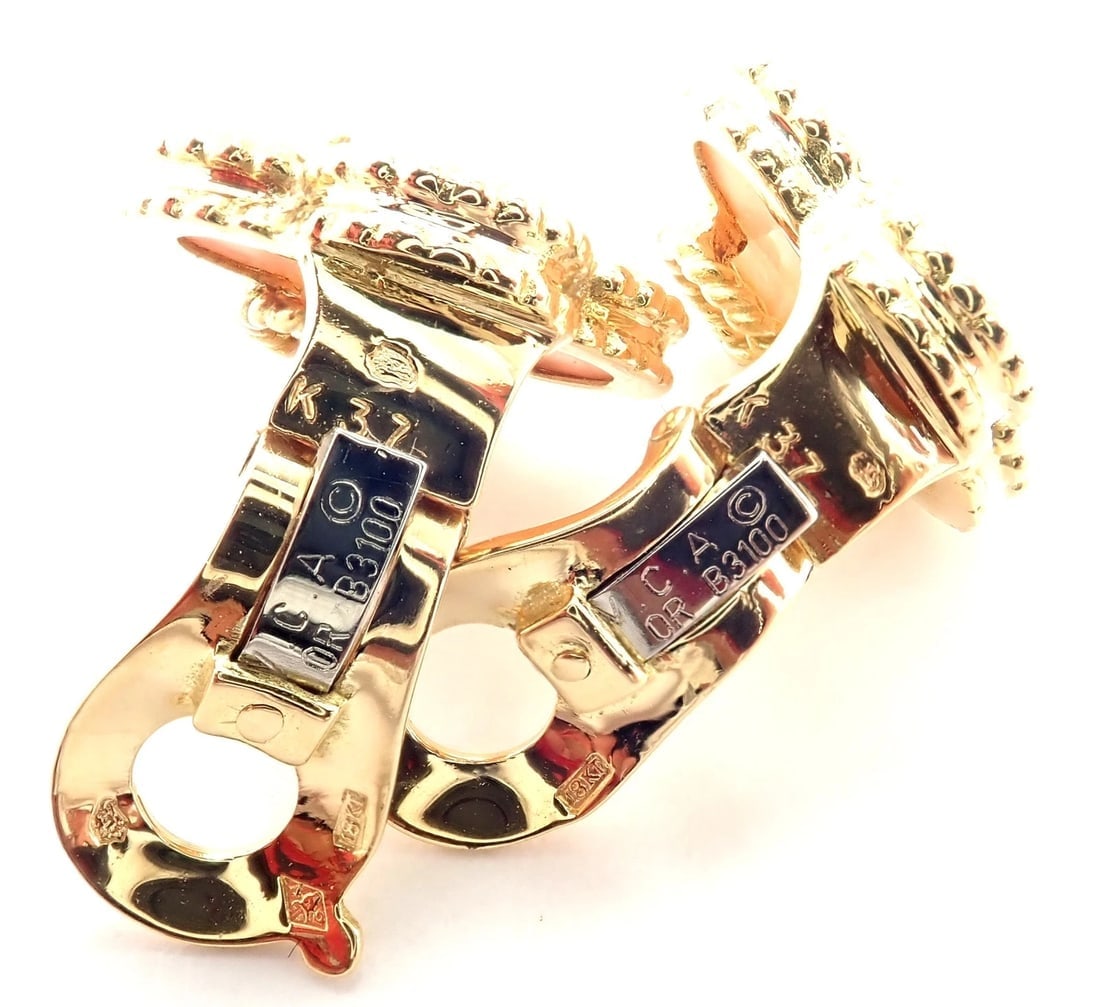 Van Cleef & Arpels Vintage Alhambra 18k Yellow Gold Coral Earrings Paper - 7