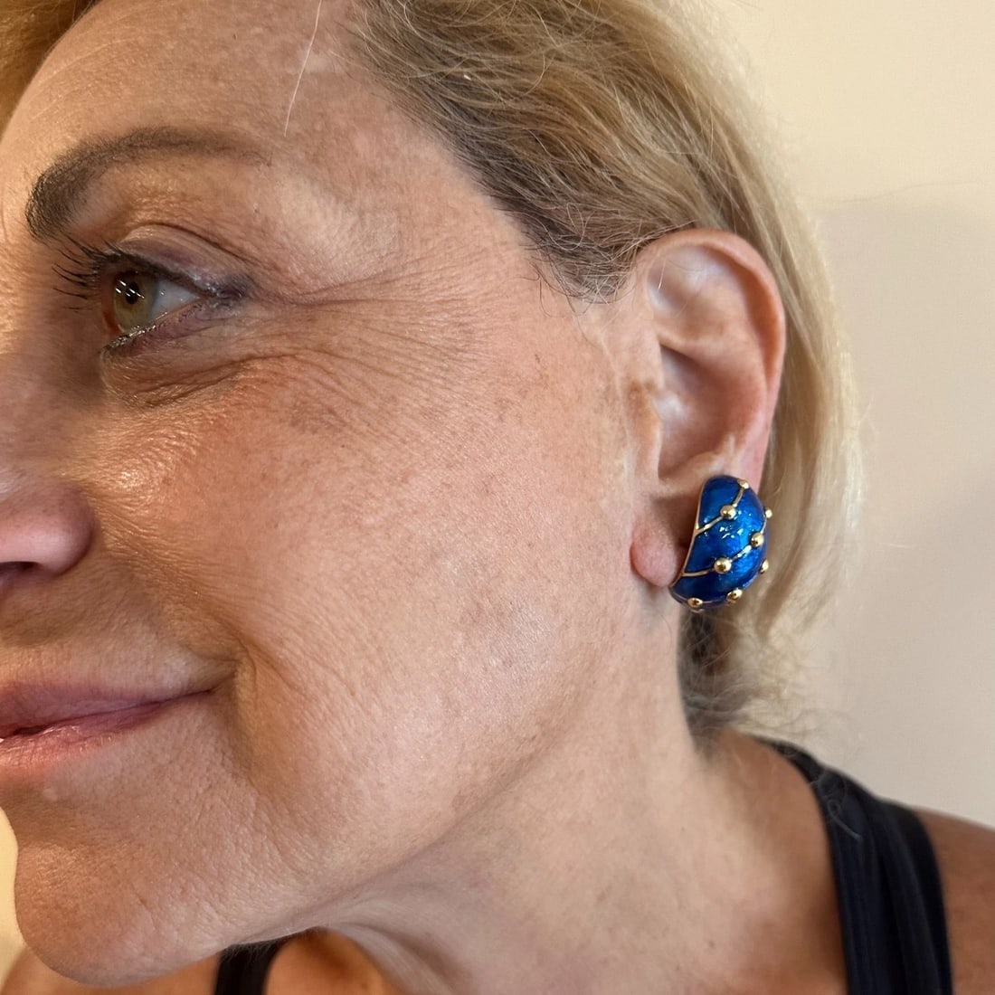 Rare Tiffany & Co Schlumberger 18k Yellow Gold Large Blue Enamel Banana Earrings - 17