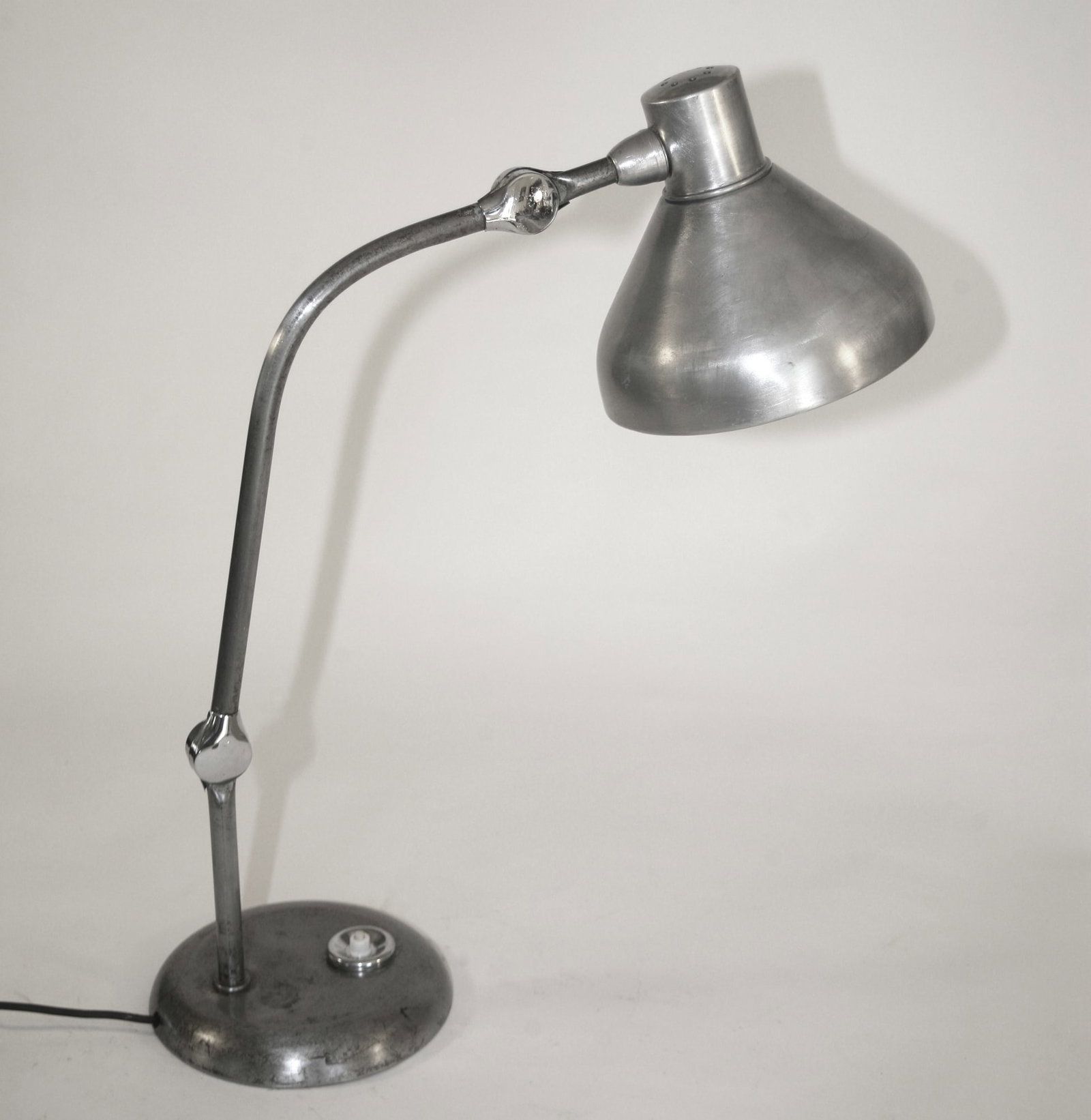 Home / Pair of FRENCH MODERNIST INDUSTRIAL DESK LAMP JUMO GS1 - 3