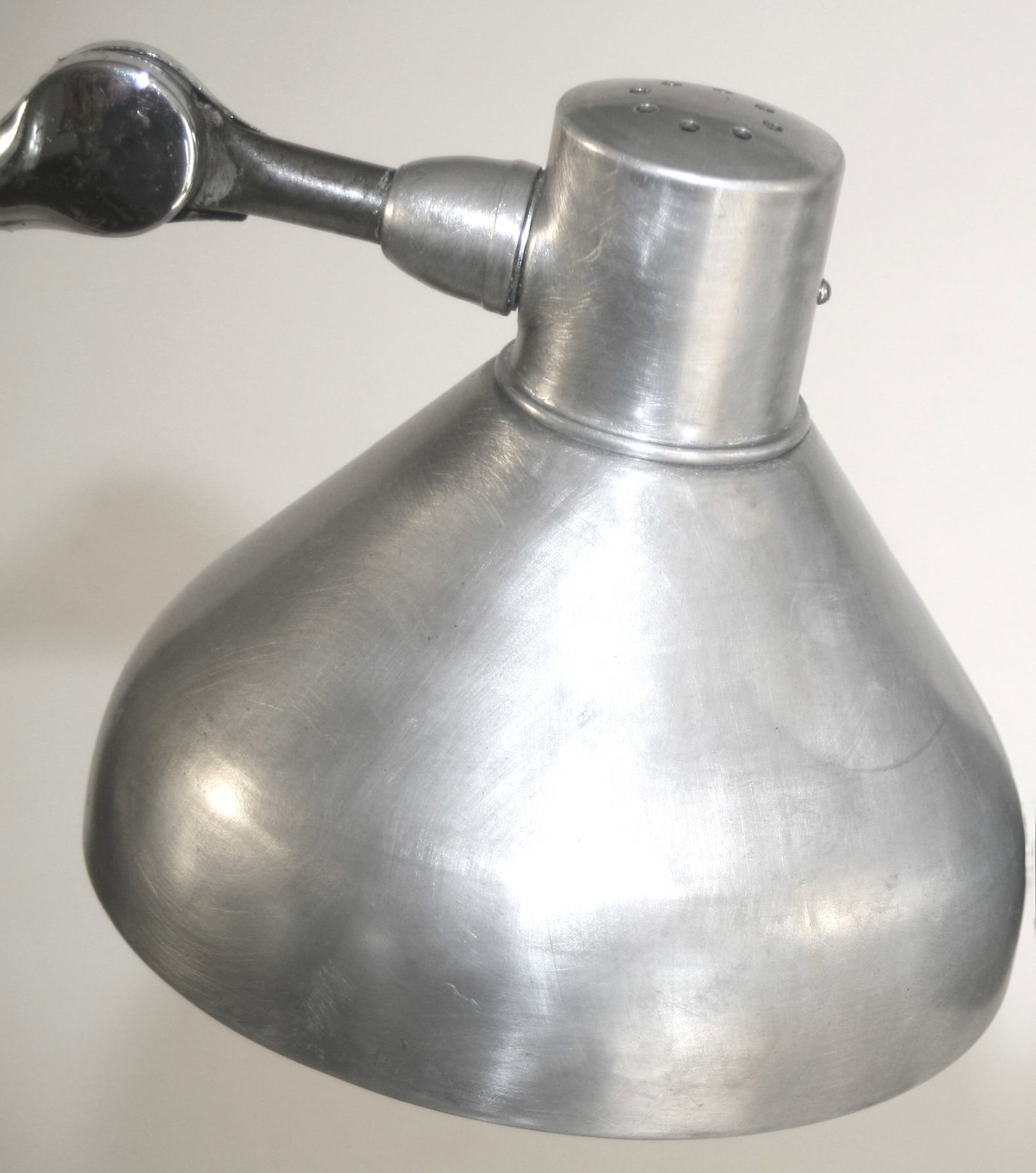 Home / Pair of FRENCH MODERNIST INDUSTRIAL DESK LAMP JUMO GS1 - 4