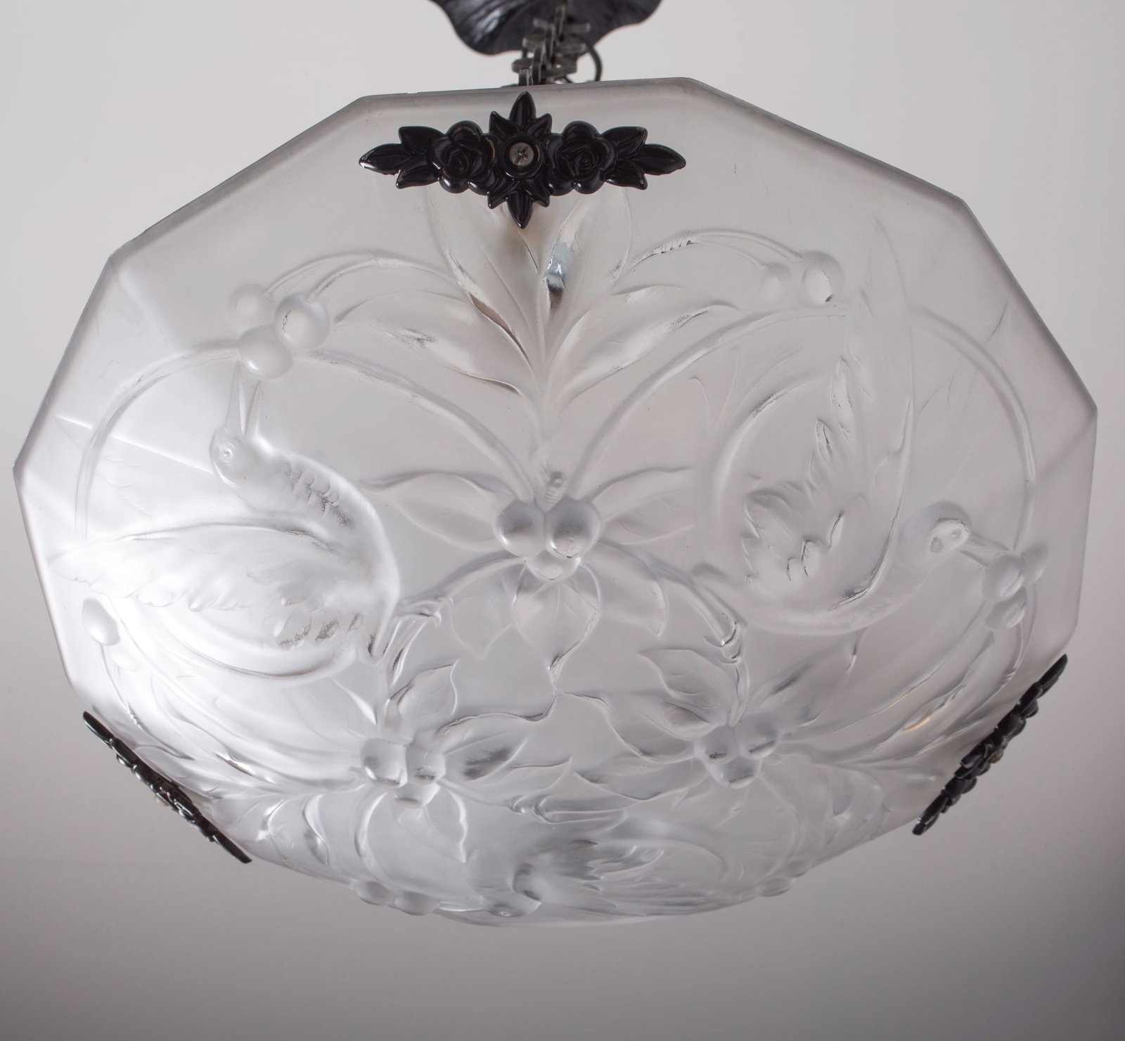 Home / FRENCH ART DECO CHANDELIER GLASS MULLER birds motive - 5