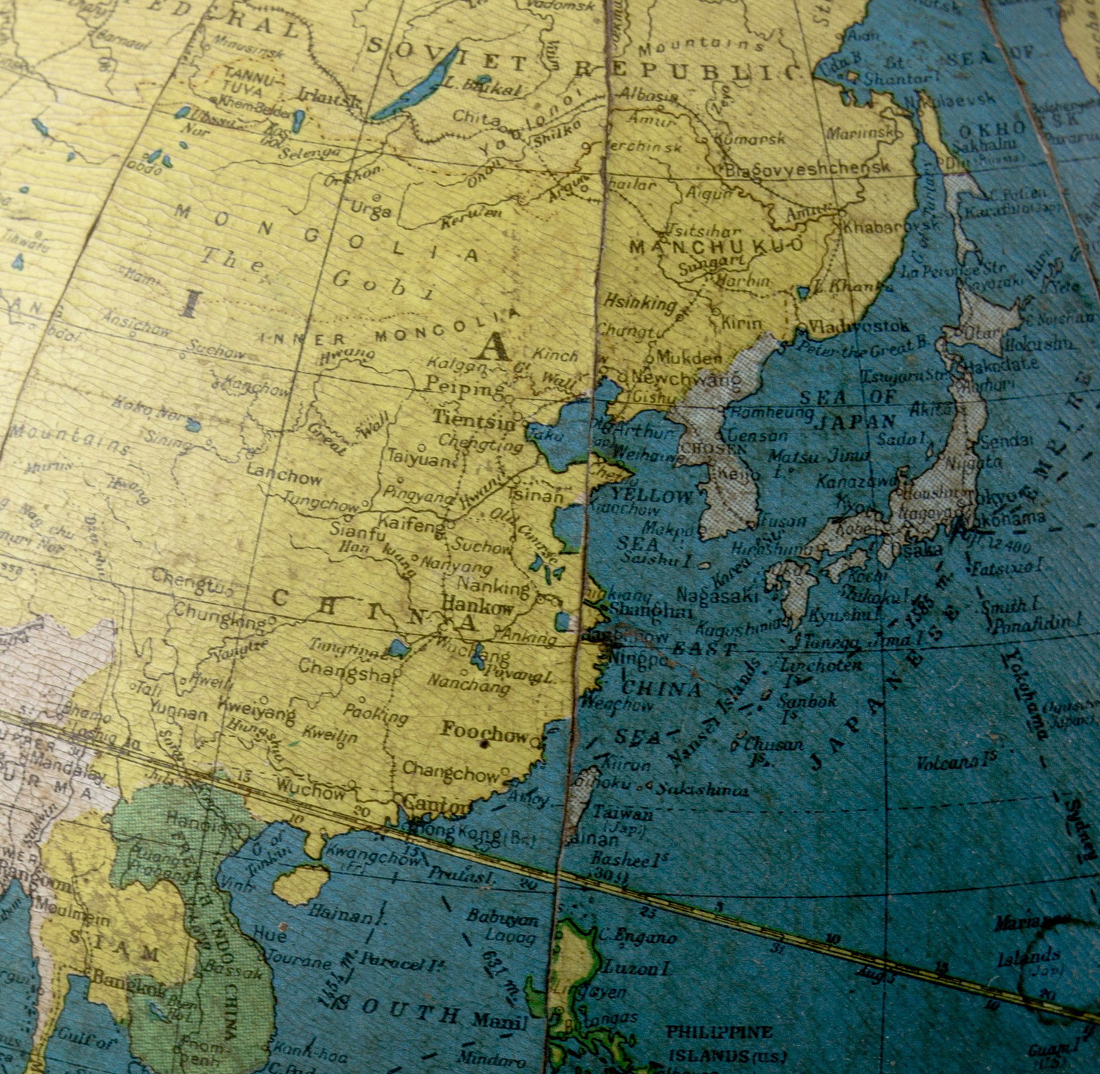 Home / 6" TERRESTRIAL ANTIQUE TABLE GLOBEWEBER COSTELLO 1930 - 5