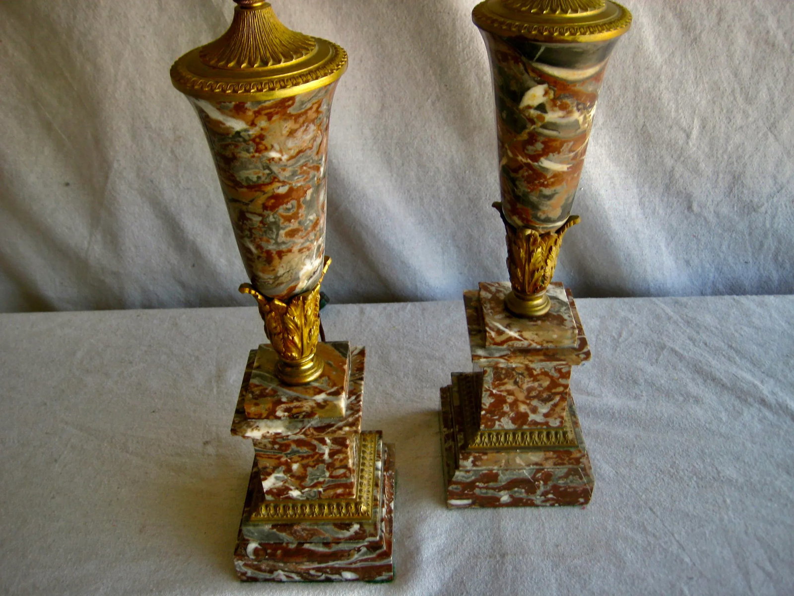 Pair of Late 19th Century Napoleon III Marble and Bronze Lamps - 4