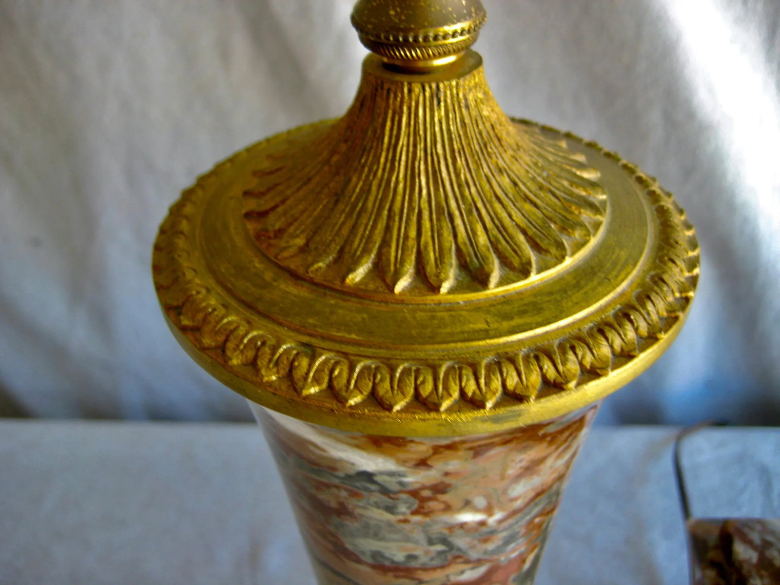 Pair of Late 19th Century Napoleon III Marble and Bronze Lamps - 6