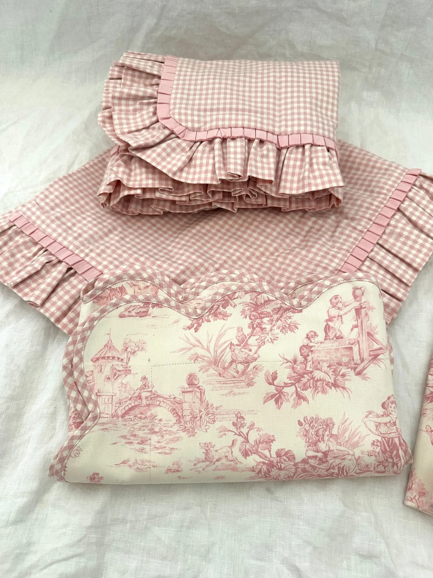 Jane Wilner Haute Couture Gingham Ruffle Euro Shams-A Set - 6
