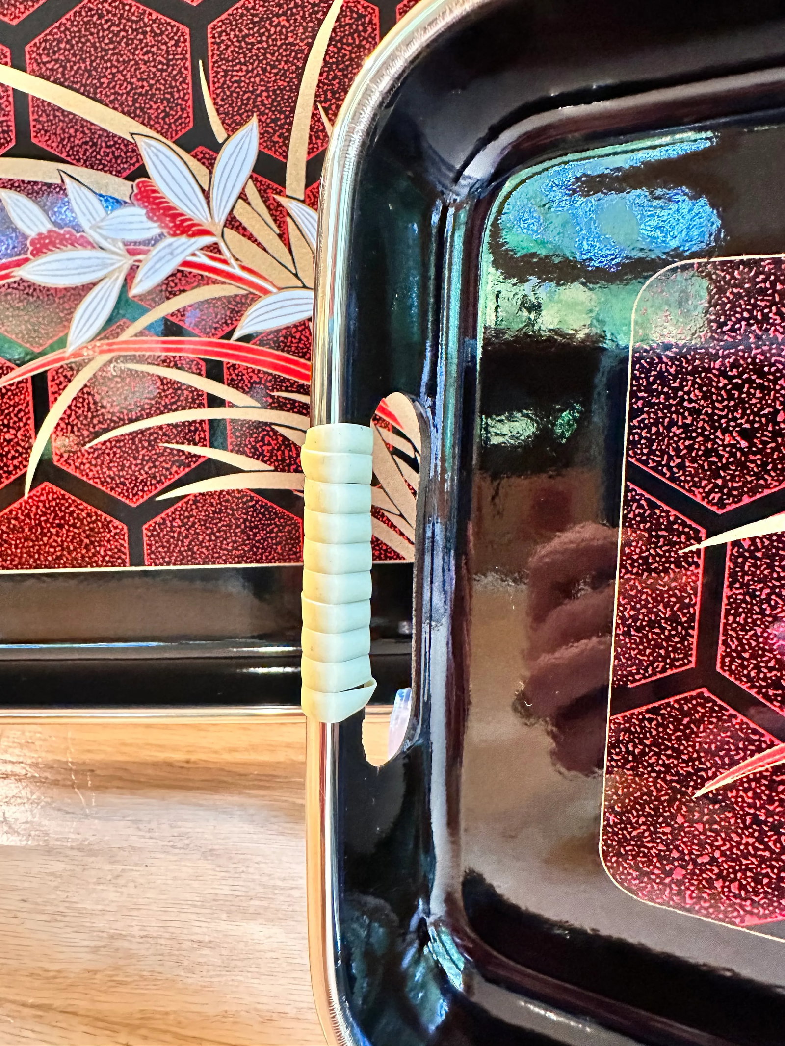 1980s Vintage Japanese Nested Black Lacquerware Trays- Hand Decorated Nishi Garden- Set of 3 - 7