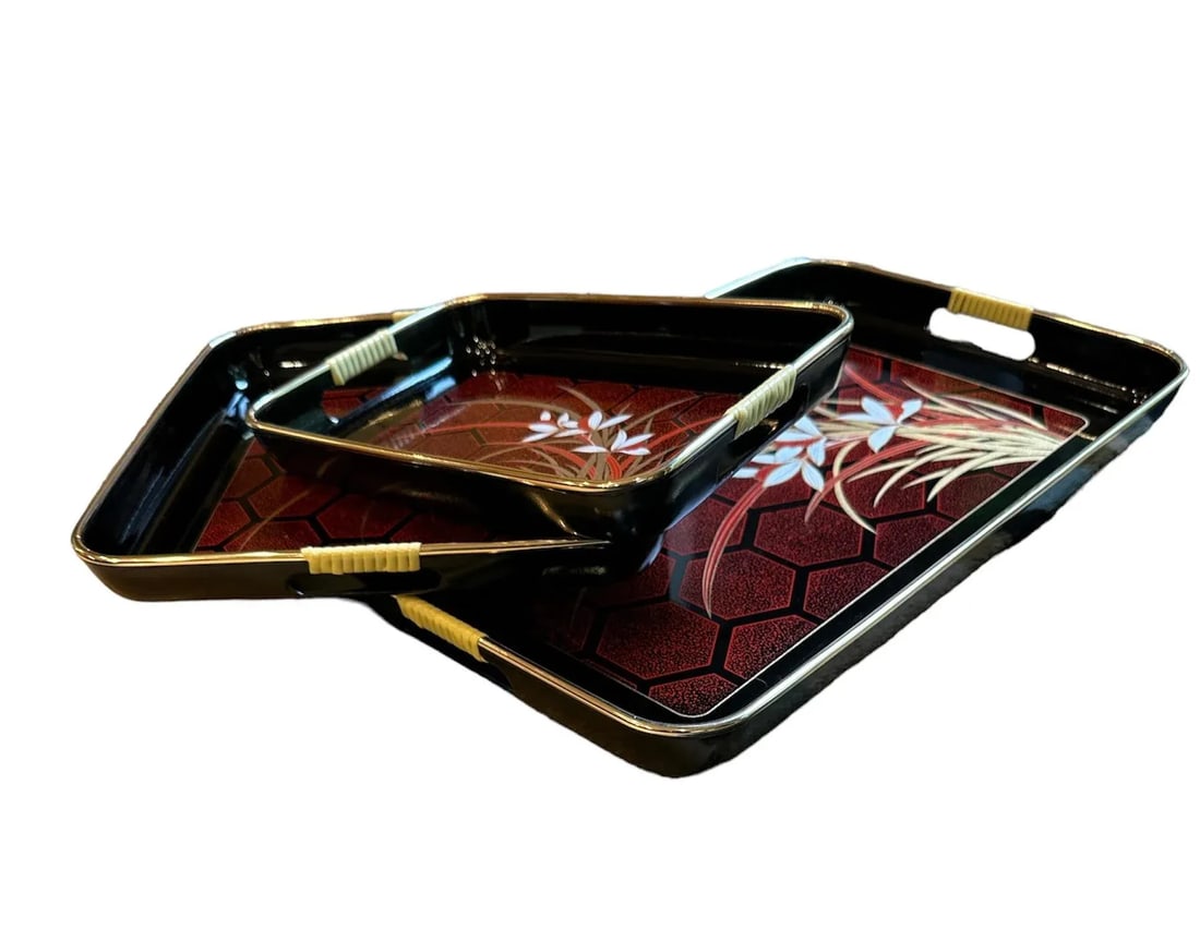 1980s Vintage Japanese Nested Black Lacquerware Trays- Hand Decorated Nishi Garden- Set of 3 - 8