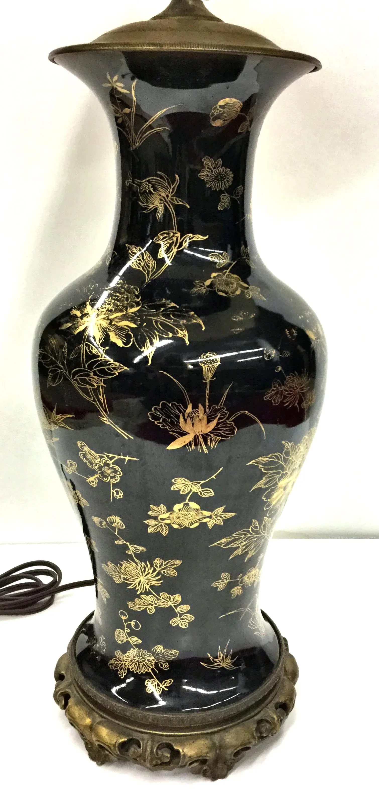 1960s Tall Chinese Porcelain Table Lamp - 2