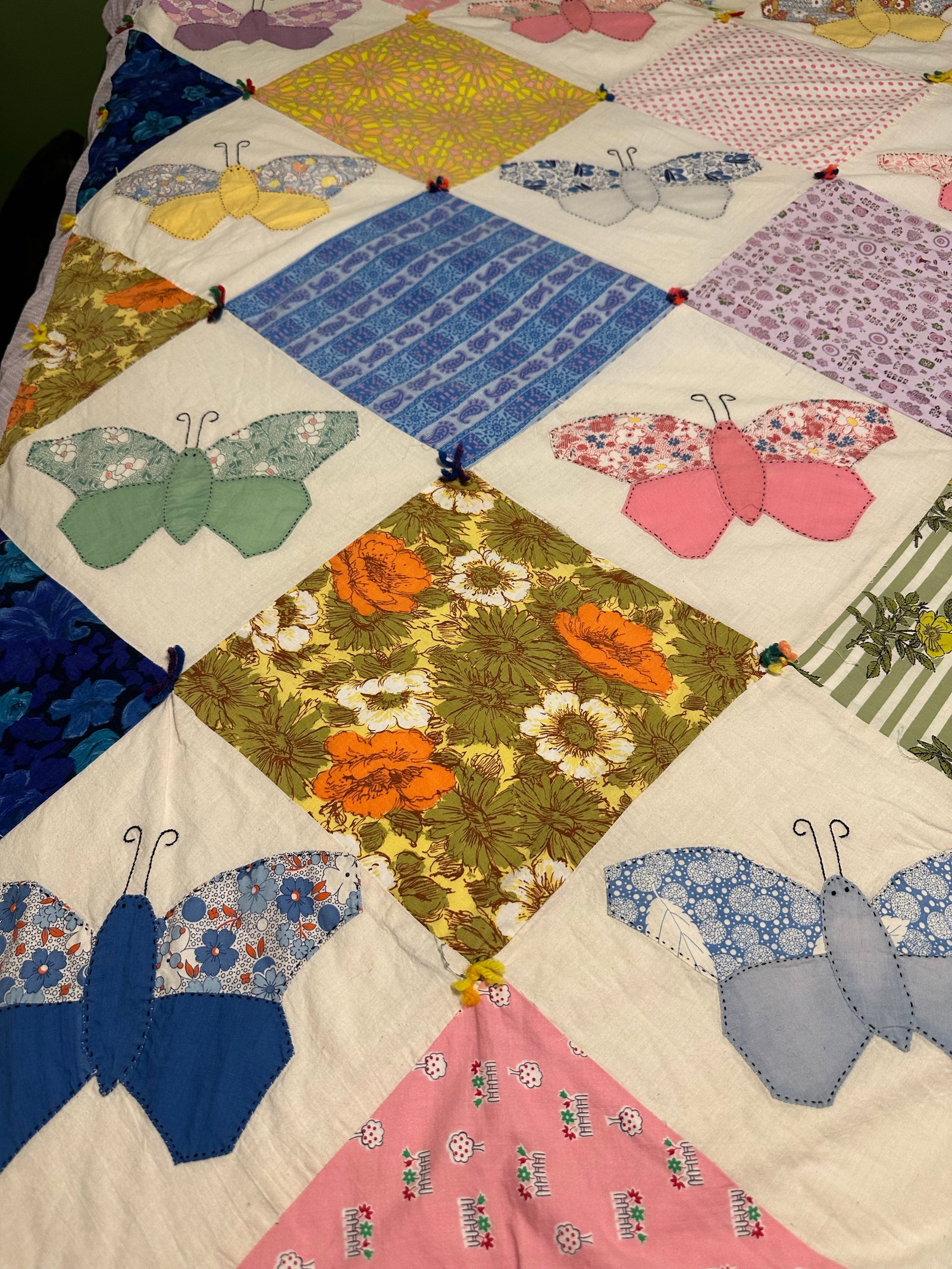 Vintage Butterfly Handmade Quilt - 7