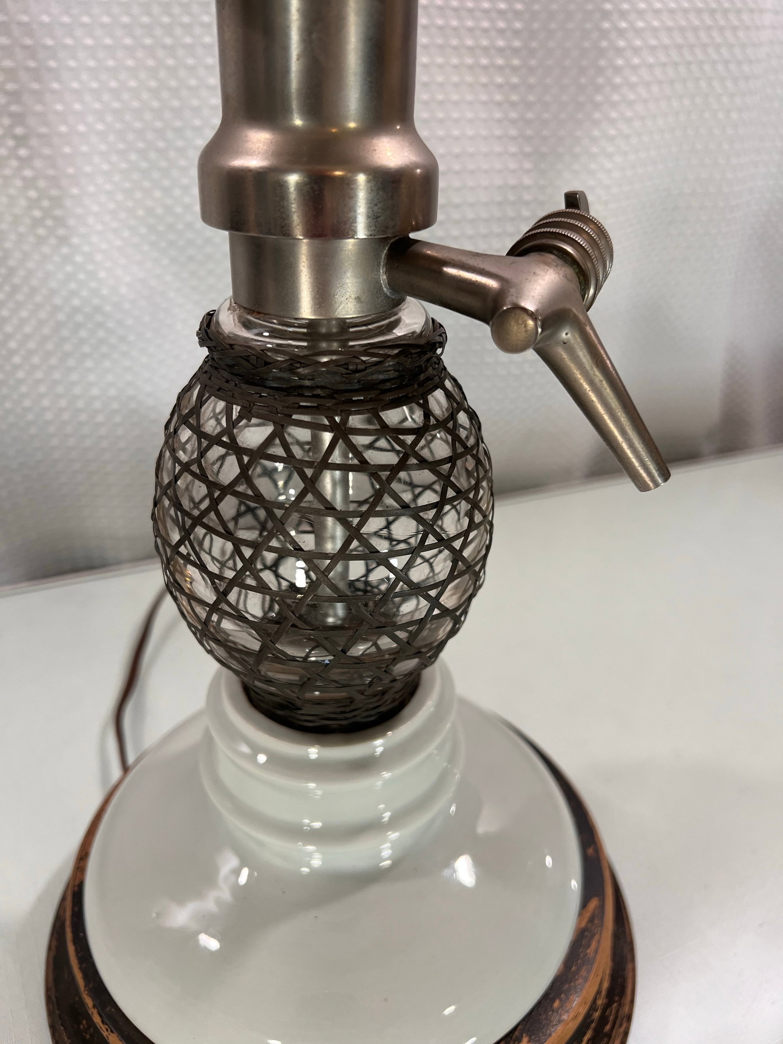Vintage Frederick Cooper Seltzer Bottle Table Lamp - 8