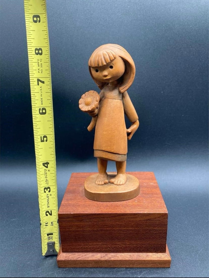 Vintage Reuge Music Box Hand Carved Anri Girl With Flower - 7