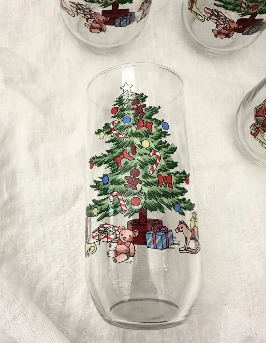 Vintage Holliday Hostess 14oz Christmas Tree Tumblers-Set of 9 - 6