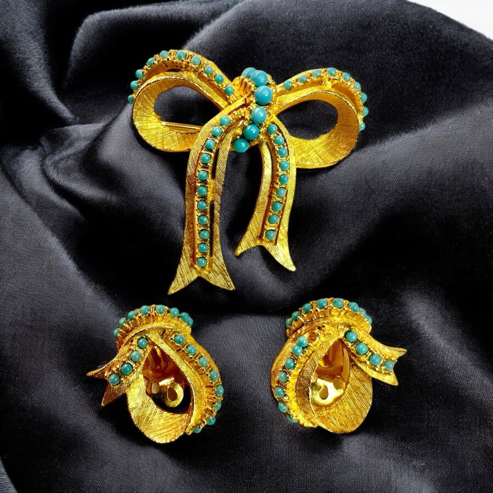 Vintage Jewelry Set by Ballet Jewels Gold Tone Faux Turquoise Brooch Earrings - 3 Pieces - 2