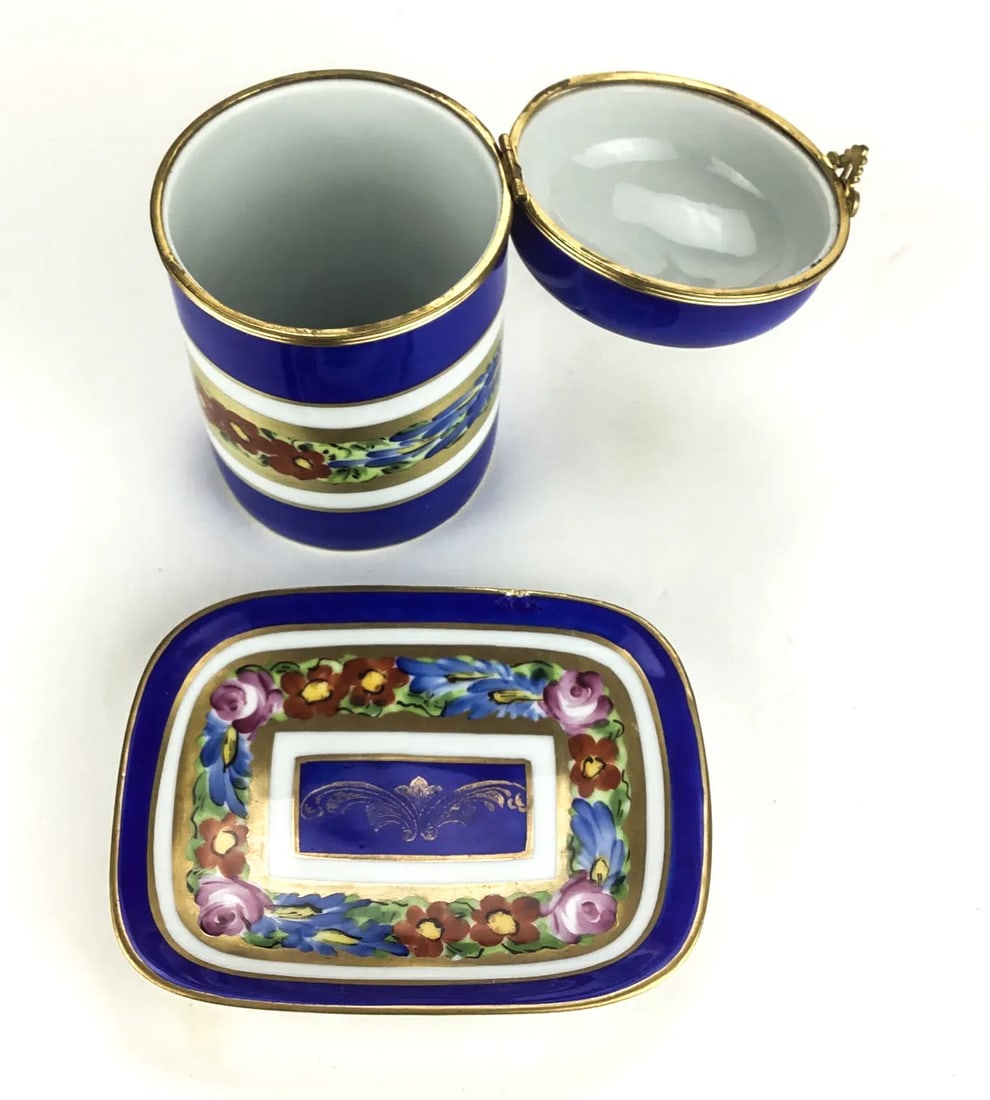 Vintage Limoges Singer Signed Rare Set Ashtray and Cigarette Holder - 6