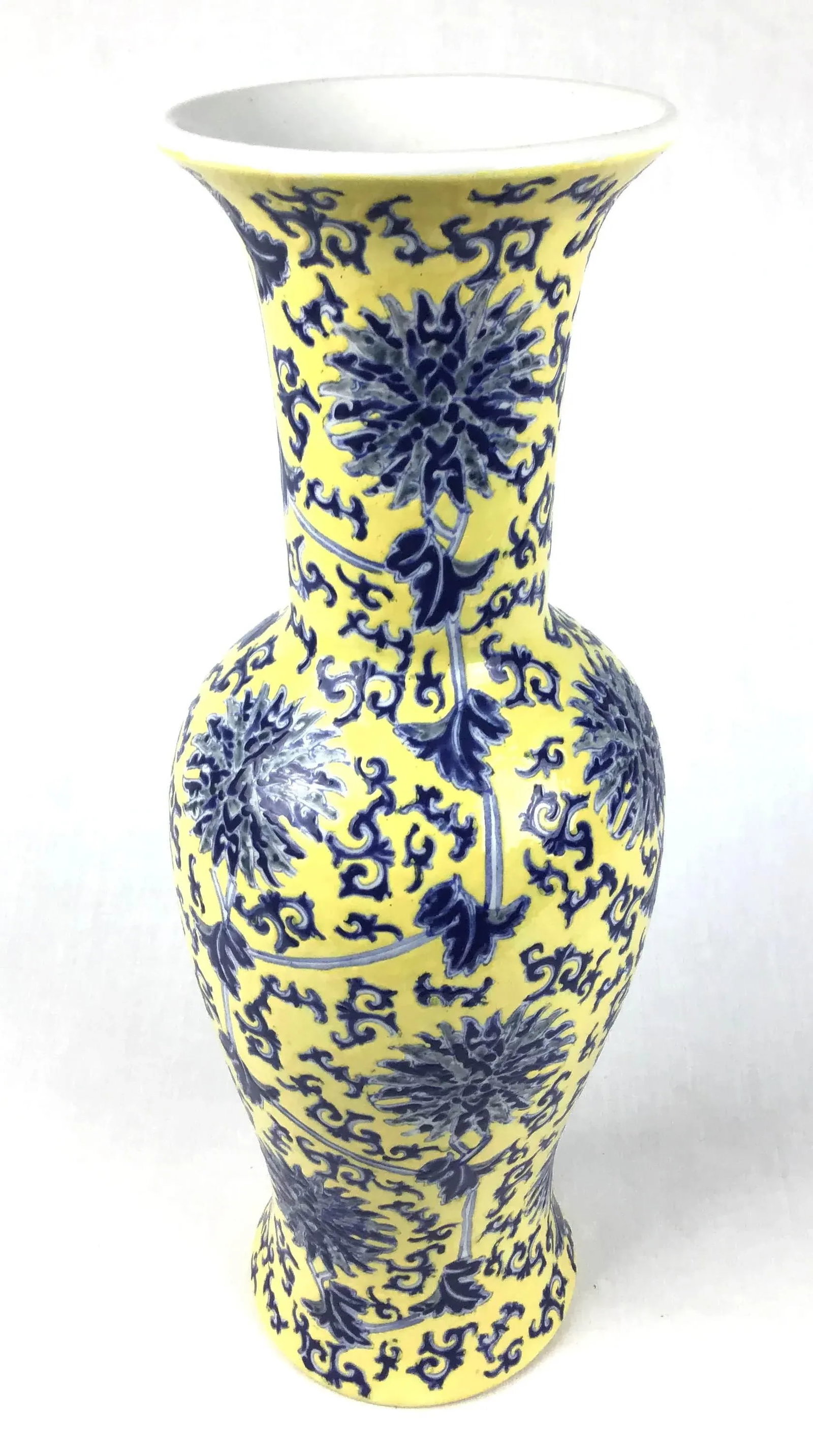 Vintage Chinese Porcelain Yellow & Blue Vase - 11